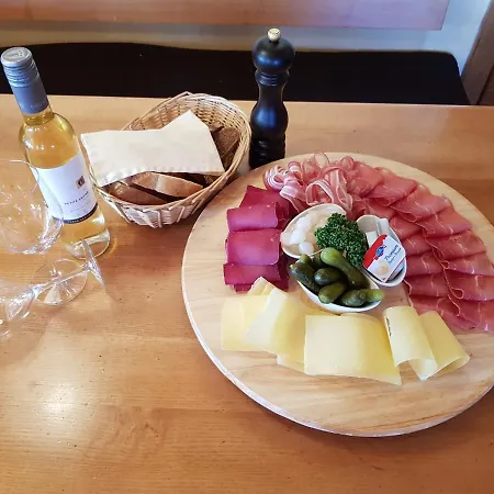 Panorama & Restaurant Värdshus